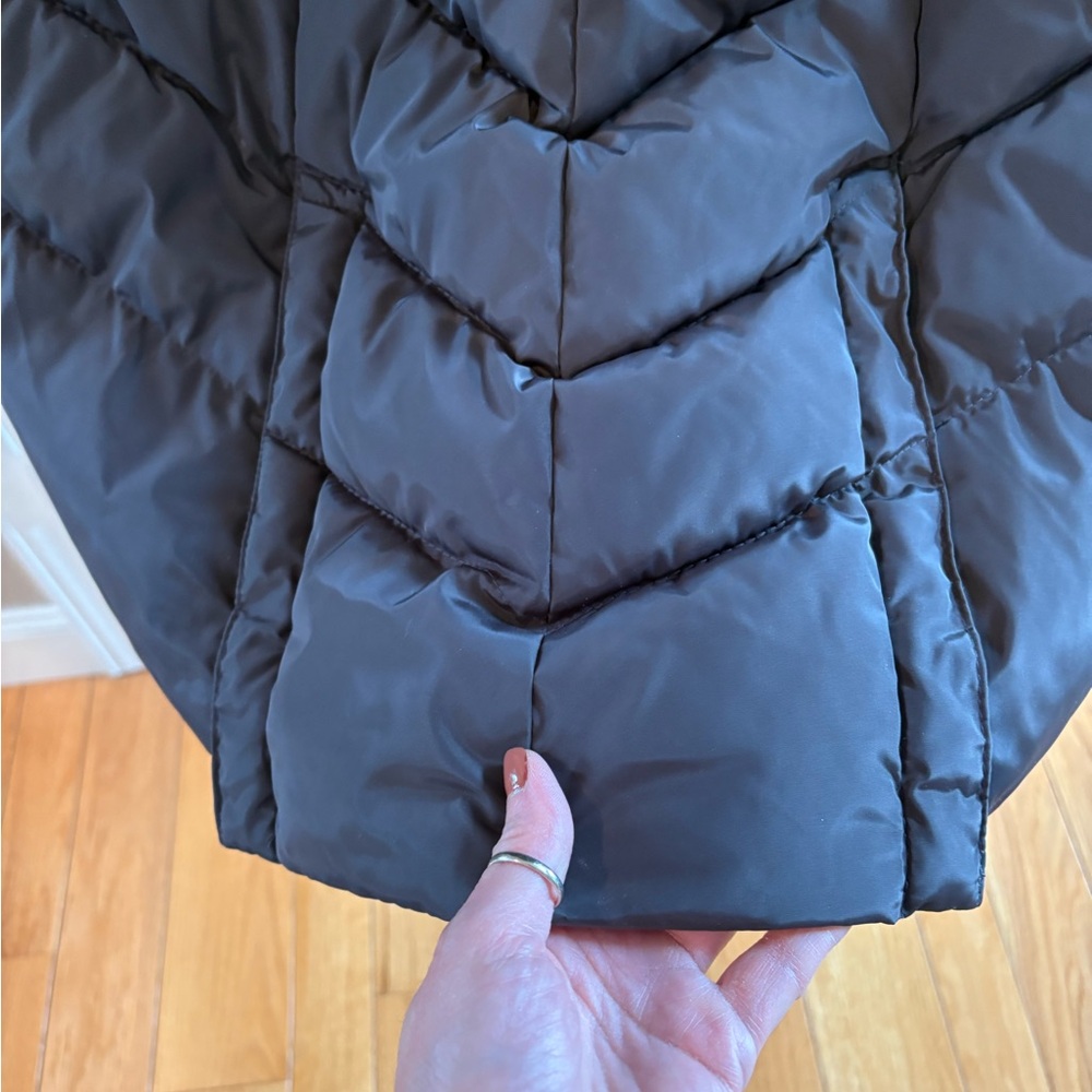 Steve Madden Long Hooded Quilted Puffer Coat in Charcoal Gray Titanium - Picture 6 of 8